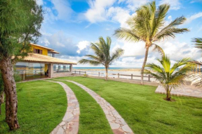 Casa Terra à Vista frente ao mar da Praia de Camurupim por Carpediem